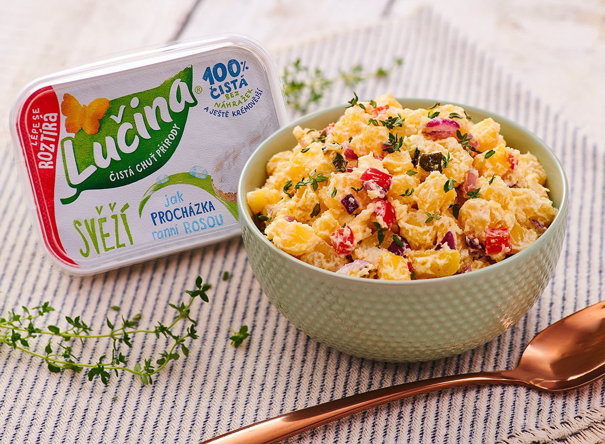 Bramborový salát s Lučinou a pečenou zeleninou.jpg